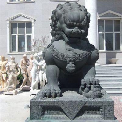 公司门口铜狮子雕塑 铜狮子有什么寓意 铜狮子摆放要求